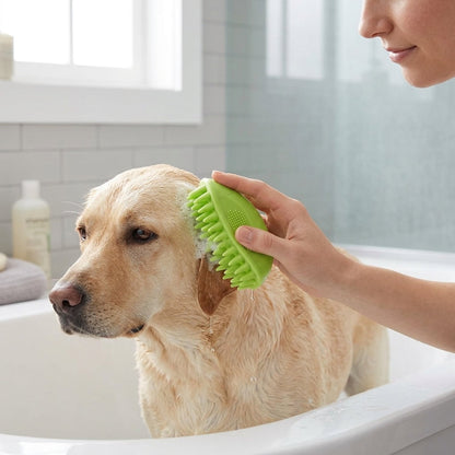Silicone Pet Grooming Brush – Heavy-Duty Bath & Massage Brush for Dogs and Cats (Green) | Snoutify